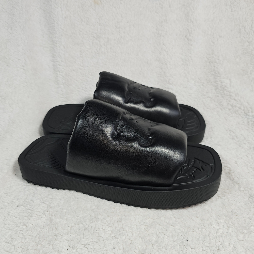 Burberry Leather Slab Knight Slides Leather Black Size 39eu 9us - Picture 7 of 15